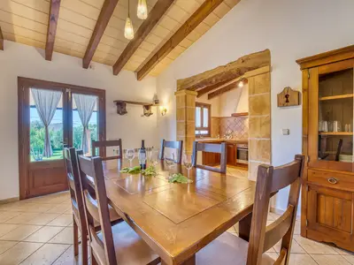 DiningRoom