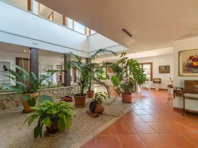 interior