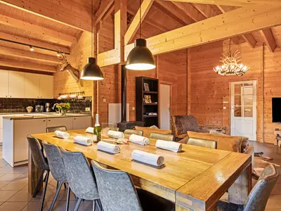 DiningRoom