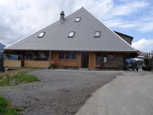 19252605-Ferienhaus-6-Marbach LU-300x225-4