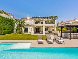 Ferienhaus für 10 Personen (350 m²) ab 718 € in Marbella