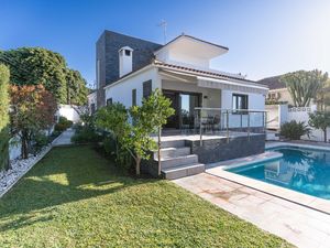 23548811-Ferienhaus-6-Marbella-300x225-2