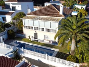 23529006-Ferienhaus-5-Marbella-300x225-4