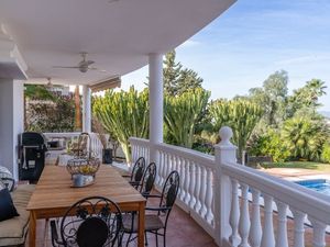 23967315-Ferienhaus-10-Marbella-300x225-2