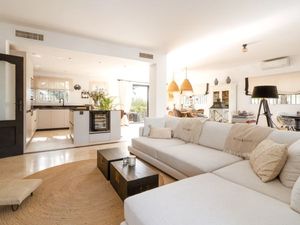 23967315-Ferienhaus-10-Marbella-300x225-4