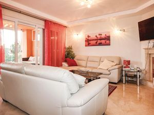 23737362-Ferienhaus-10-Marbella-300x225-1