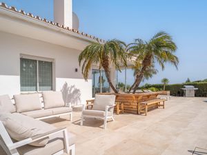 23763090-Ferienhaus-8-Marbella-300x225-1