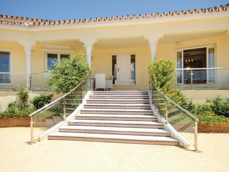 23725852-Ferienhaus-8-Marbella-800x600-2