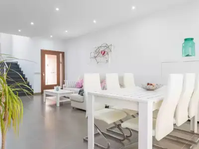 DiningRoom