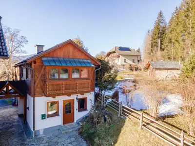 Außenseite Ferienhaus [Winter]