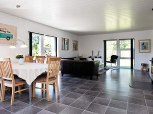 22631455-Ferienhaus-8-Marielyst-300x225-2