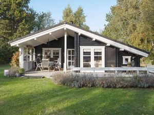 23505223-Ferienhaus-6-Marielyst-300x225-0