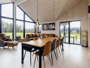 23661103-Ferienhaus-12-Marielyst-300x225-4