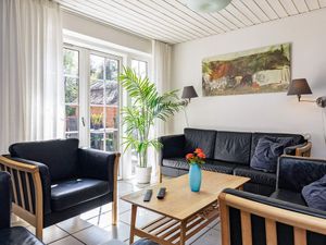 513381-Ferienhaus-12-Marielyst-300x225-5