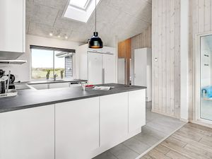 23017905-Ferienhaus-14-Marielyst-300x225-2