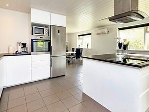 22672311-Ferienhaus-8-Marielyst-300x225-3