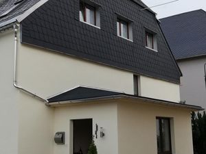 22684389-Ferienhaus-6-Marienberg-300x225-1