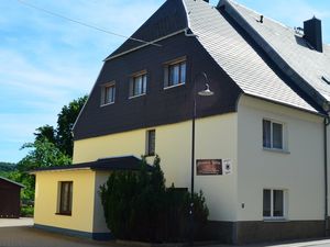 22686161-Ferienhaus-6-Marienberg-300x225-0