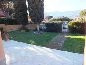 23349975-Ferienhaus-4-Marina Di Campo-300x225-1