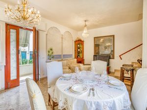 23742267-Ferienhaus-5-Marina Di Pietrasanta-300x225-3