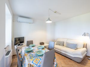 23707509-Ferienhaus-4-Marina Di Pietrasanta-300x225-5