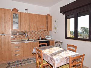 24060481-Ferienhaus-8-Marina Di Ragusa-300x225-3