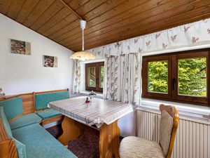 24022597-Ferienhaus-4-Markersbach-300x225-5