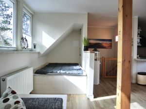 23982356-Ferienhaus-6-Markgrafenheide-300x225-4