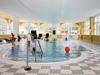 PoolOfHouse