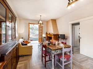 23961780-Ferienhaus-8-Marliana-300x225-2