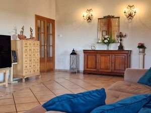 24035994-Ferienhaus-6-Marratxi-300x225-0