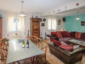 23762478-Ferienhaus-6-Martigues-300x225-5