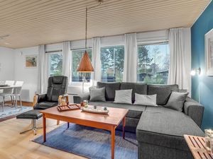 23748488-Ferienhaus-8-Martofte-300x225-3