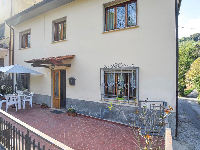 23754373-Ferienhaus-5-Massarosa-800x600-1