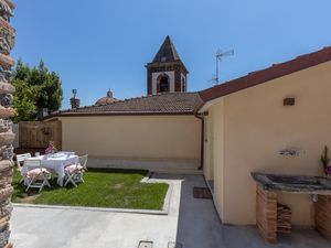 24043617-Ferienhaus-4-Massarosa-300x225-1