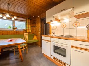 23896593-Ferienhaus-8-Matrei in Osttirol-300x225-1