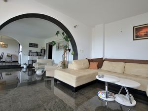 23943546-Ferienhaus-10-Matulji-300x225-5