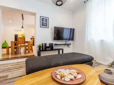 Ferienhaus für 8 Personen (220 m²) in Matulji 9/10