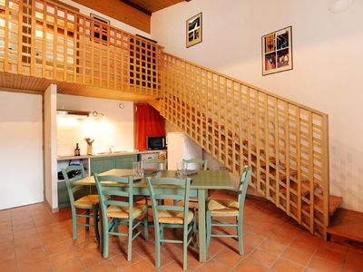 salle à manger dans gîte sud de France