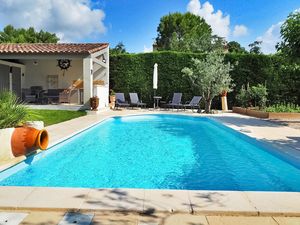 23973316-Ferienhaus-6-Maussane Les Alpilles-300x225-2