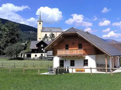 Außenseite Ferienhaus [Sommer]
