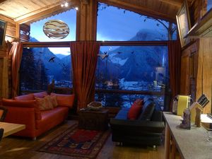 23537337-Ferienhaus-6-Mayrhofen-300x225-3