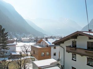 23851276-Ferienhaus-20-Mayrhofen-300x225-2