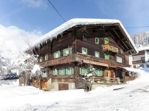 23851348-Ferienhaus-25-Mayrhofen-300x225-1