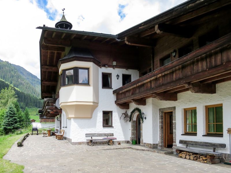 23851683-Ferienhaus-12-Mayrhofen-800x600-2