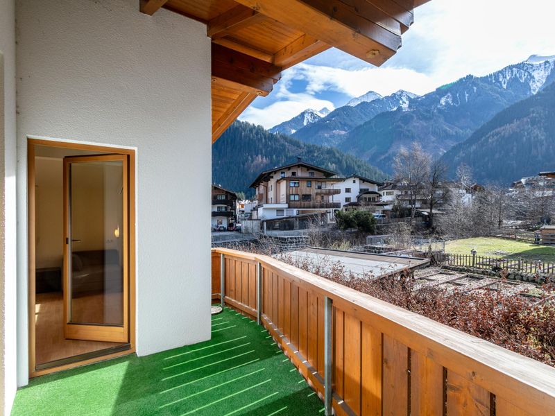 23925703-Ferienhaus-18-Mayrhofen-800x600-1