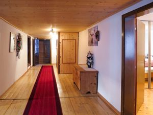 23851348-Ferienhaus-25-Mayrhofen-300x225-4