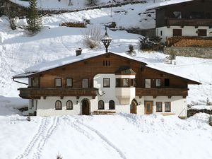 23851683-Ferienhaus-12-Mayrhofen-300x225-1