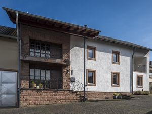 24008928-Ferienhaus-6-Meckel-300x225-4