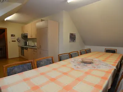 DiningRoom